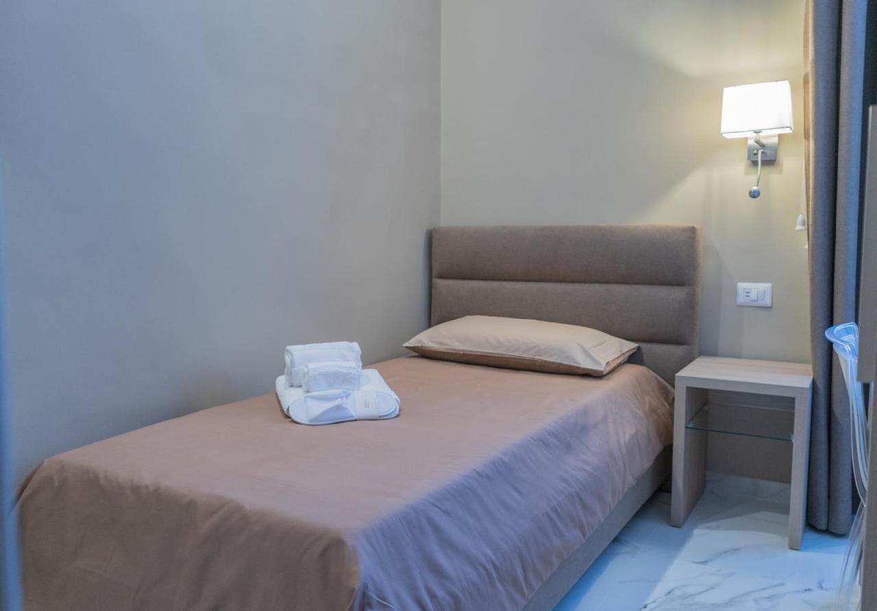 Le Suite Crotone Exterior foto